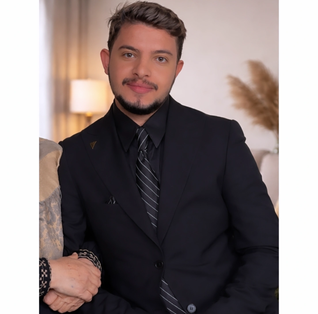 مؤسس أرابخا